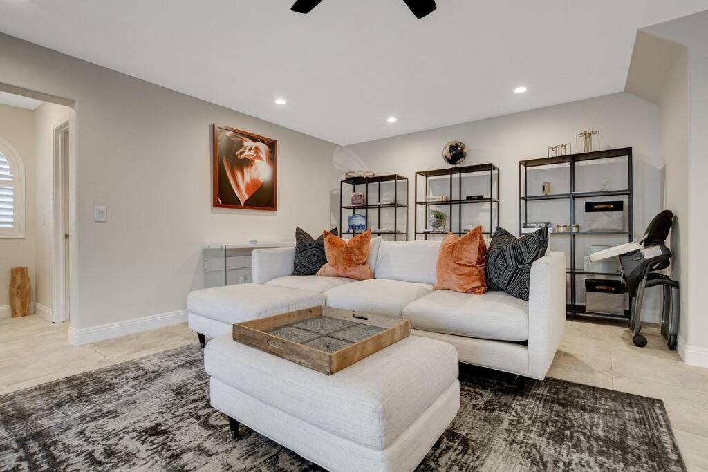 Willa Beautiful 5Br W/King Beds, Pool & Hot Tub, Games Las Vegas Zewnętrze zdjęcie
